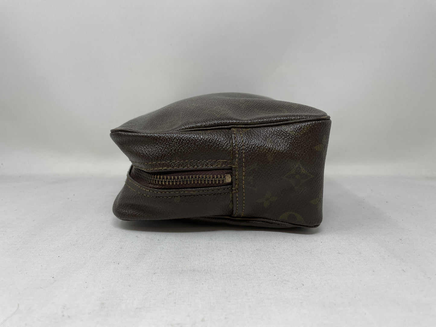 LOUIS VUITTON True Toilet M47522 Clutch Bag
