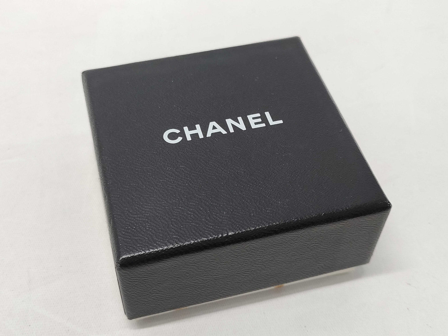 CHANEL CHANEL Brooch Matelasse Coco Mark Brooch