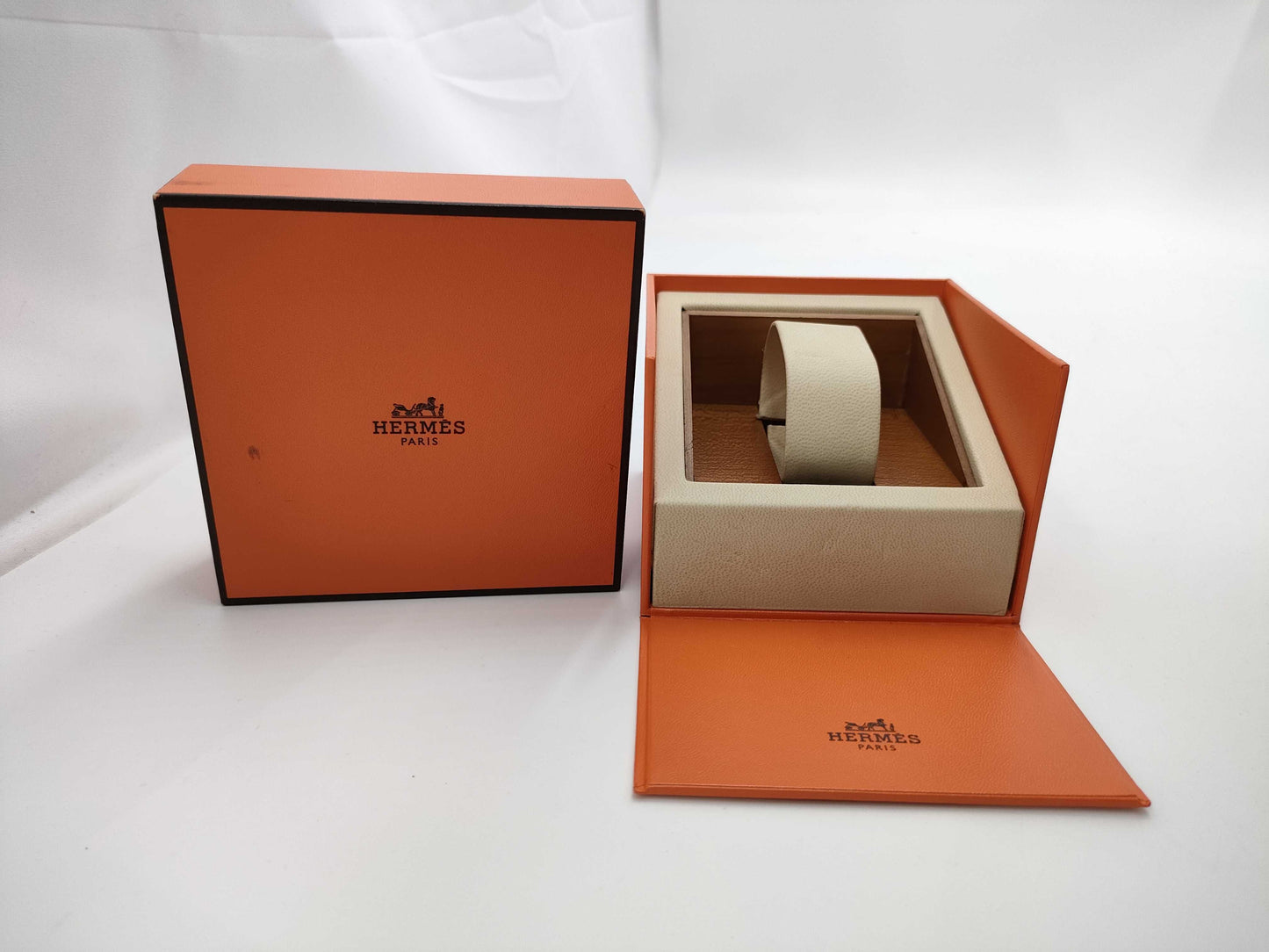 HERMES L01.201 897331 Quartz Women's Watch