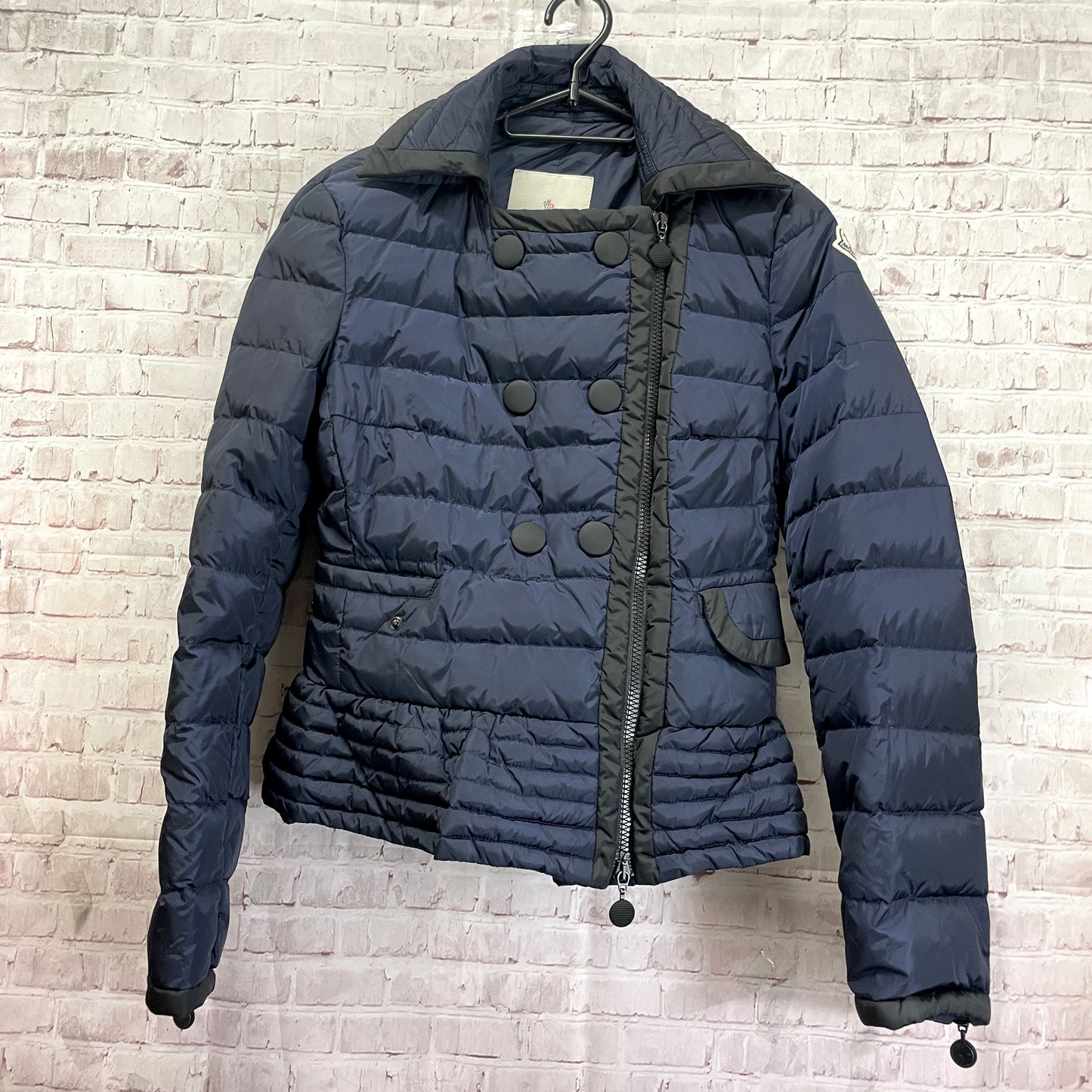 MONCLER Beaver Navy Down Jacket Size 1