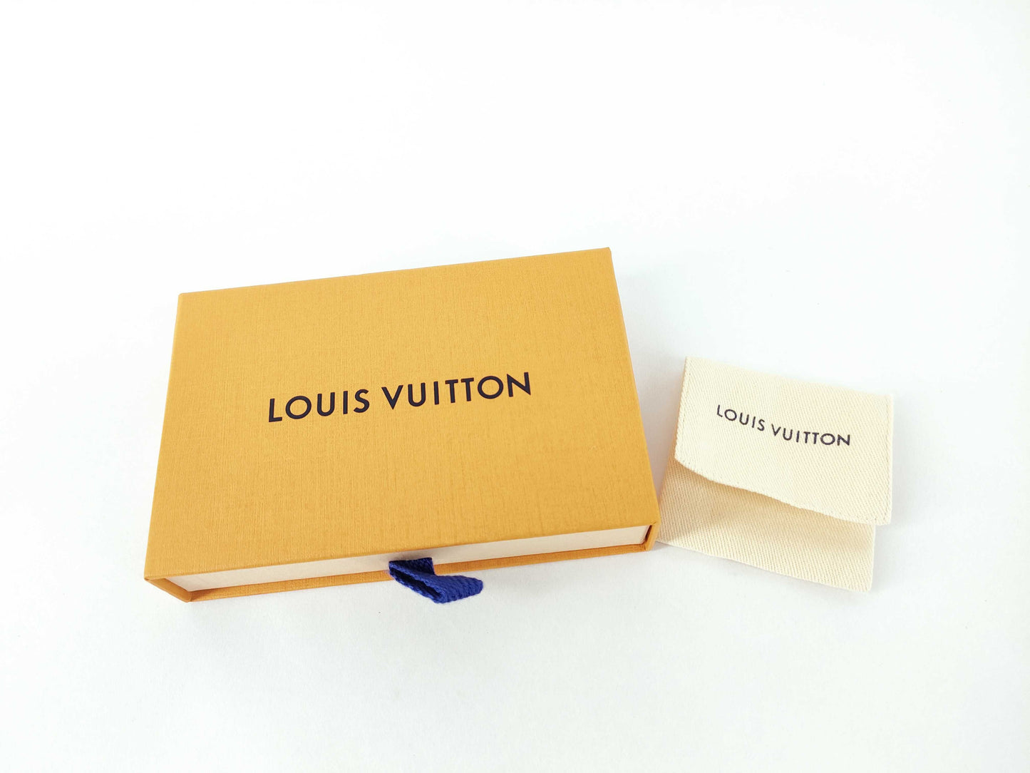 LOUIS VUITTON Charm LV Flower M03091 LE2245 Pendant Top