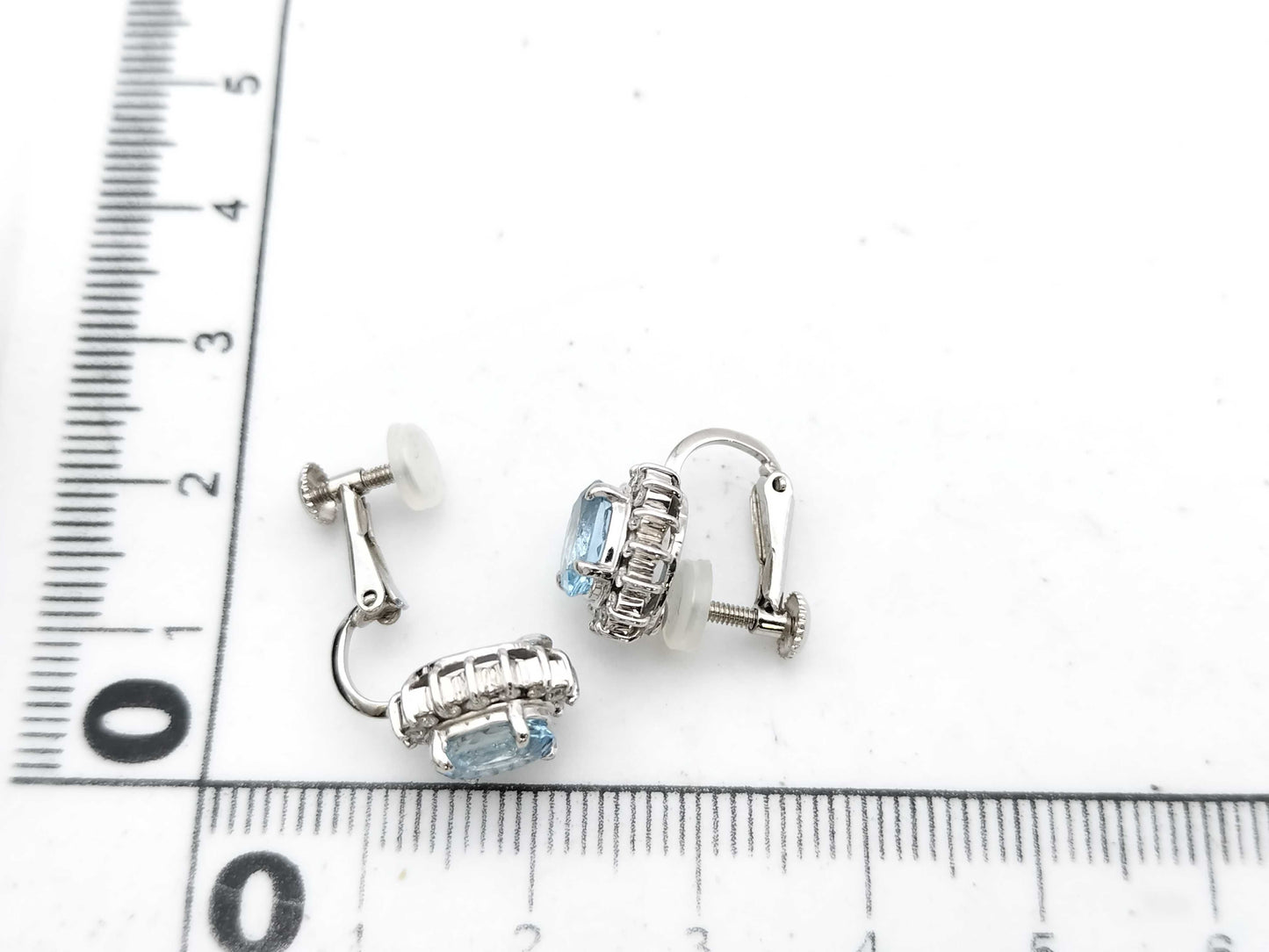 AQ1.57ct D0.22ct K14WG 5.6g Earrings