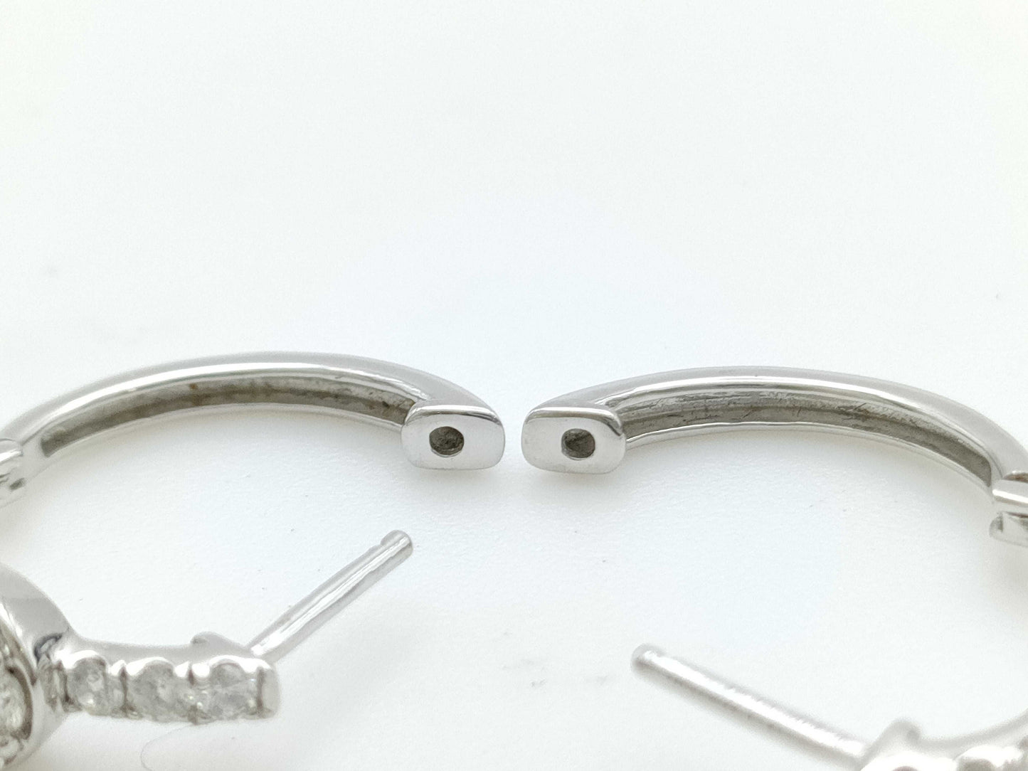 D0.35/0.35ct K18WG 2.6g Earrings