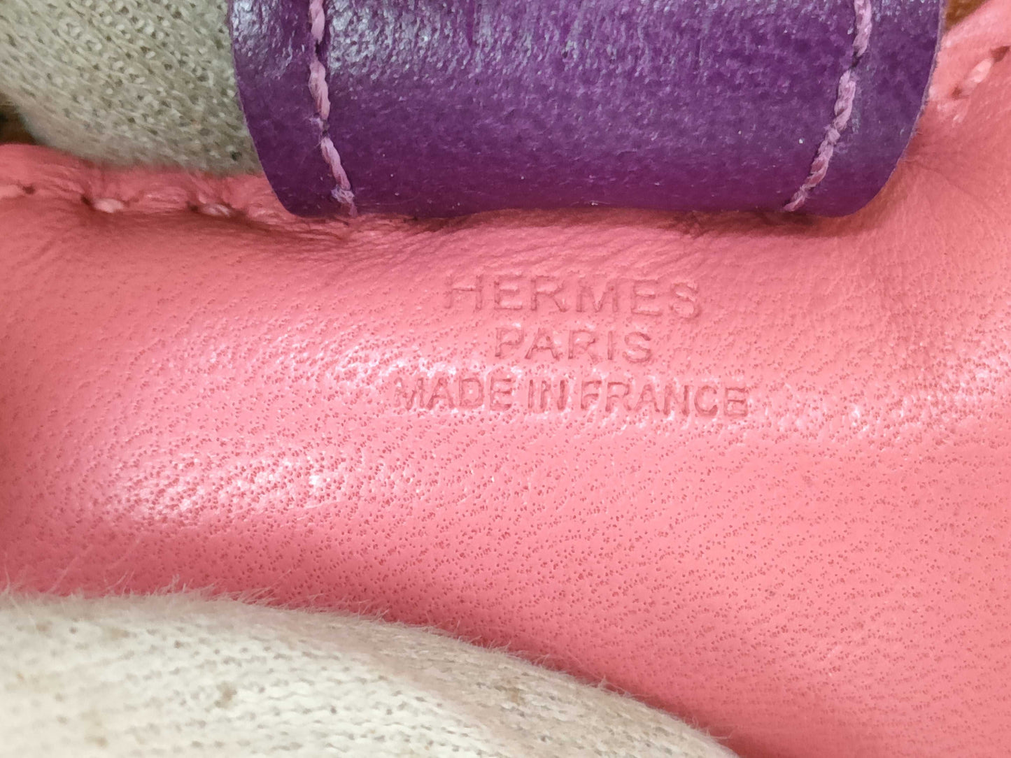 HERMES Rodeo PM Rose Azalee Violet Pain d'Epice Charm