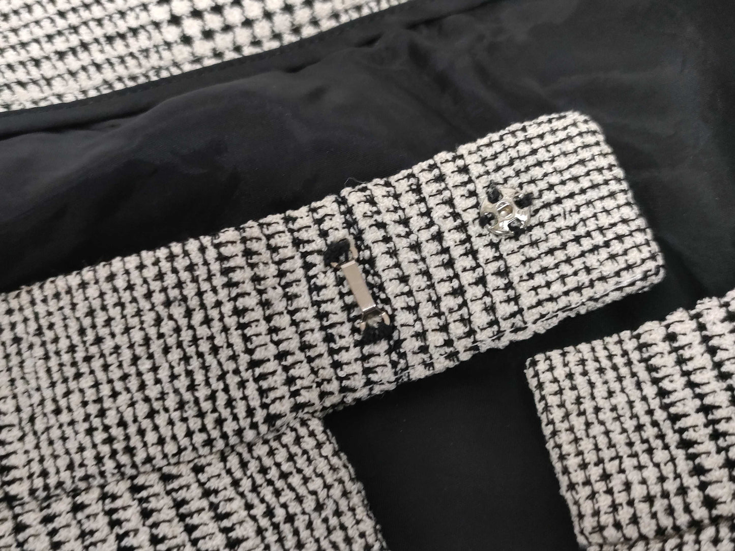 Burberrys Skirt, Check, Silk, Wool, White, Black, FXA95-130 #9 Skirt