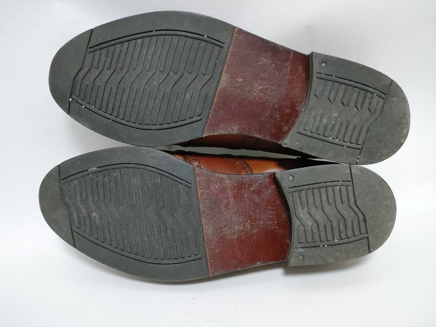 Yves Saint Laurent Yves Saint-LaurentLoafers
