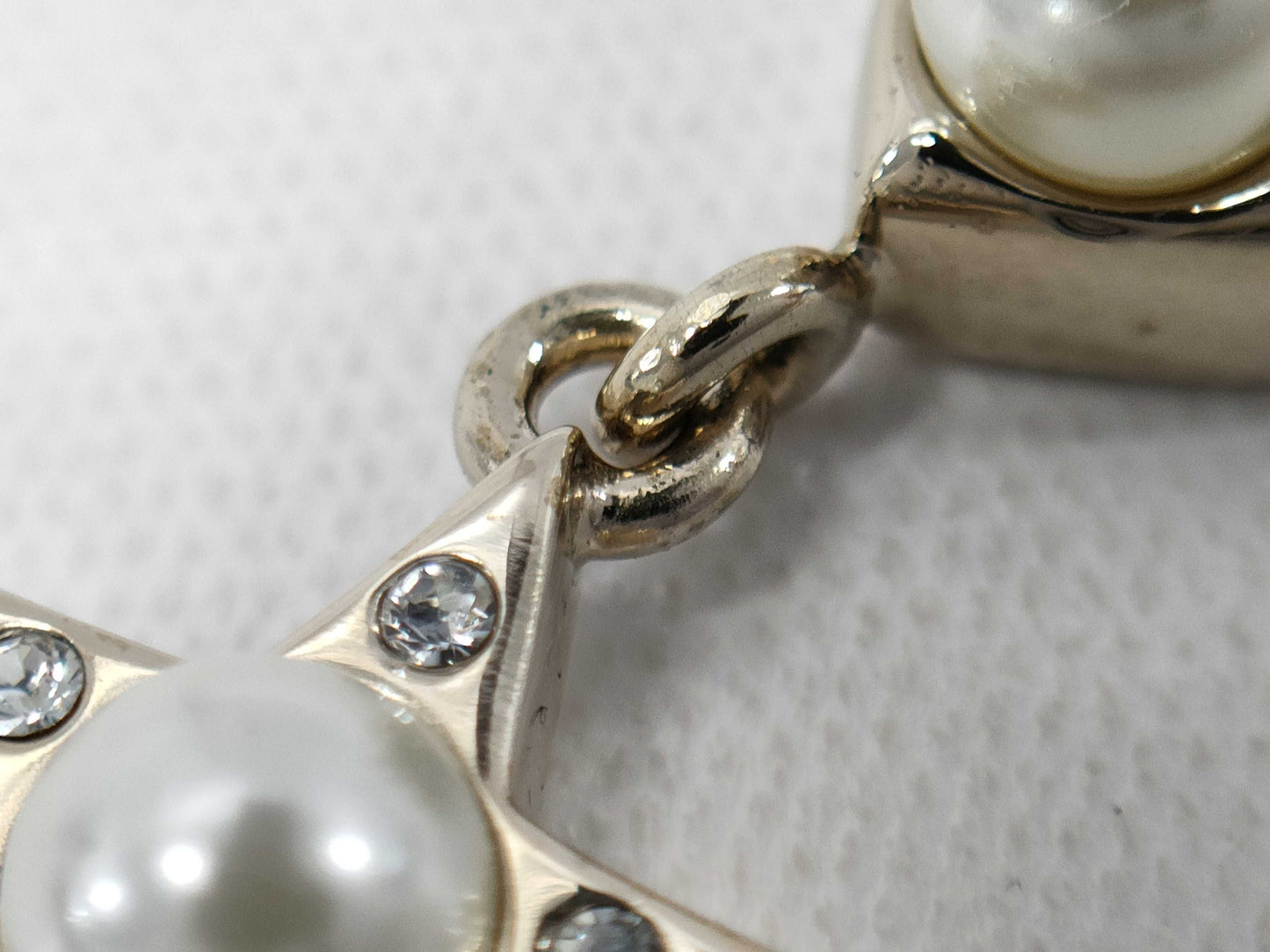 CHANEL No.5 Rhinestone Necklace B19B Earrings