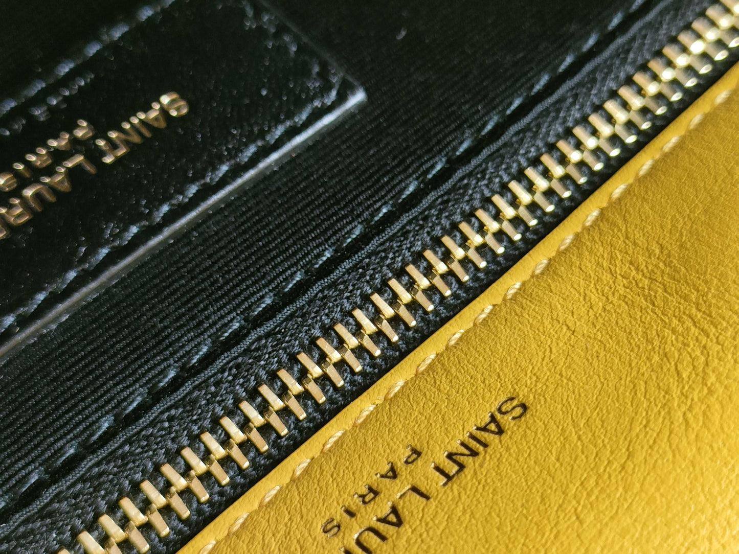 Yves Saint Laurent Unused Niki Chain Shoulder Bag in Raffia