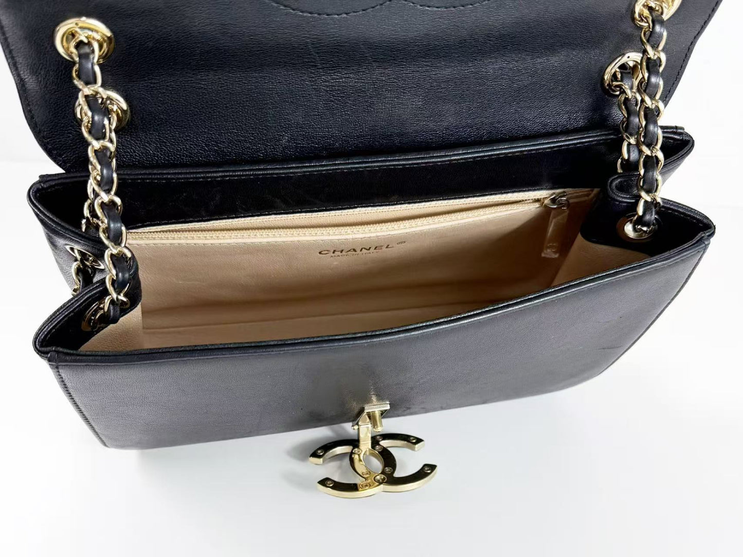 CHANEL Black Chevron Coco Lock Shoulder Bag, W25cm, Approx. 24 Series, Gold Hardware, Dust Bag and Sticker Included, 24718863