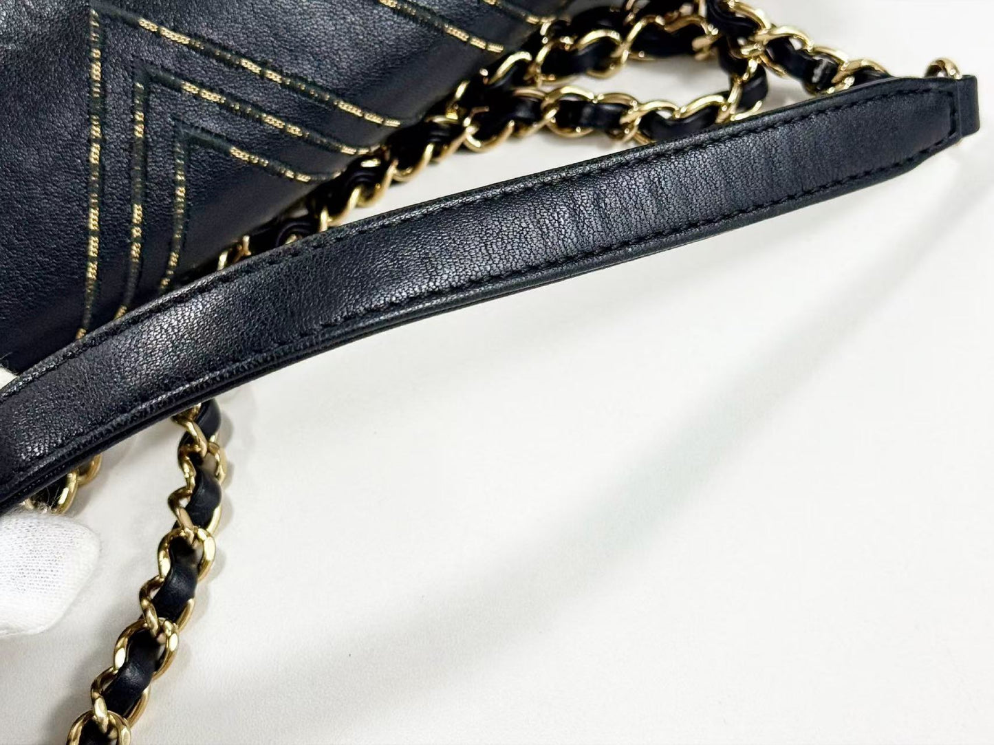 CHANEL Black Chevron Coco Lock Shoulder Bag, W25cm, Approx. 24 Series, Gold Hardware, Dust Bag and Sticker Included, 24718863