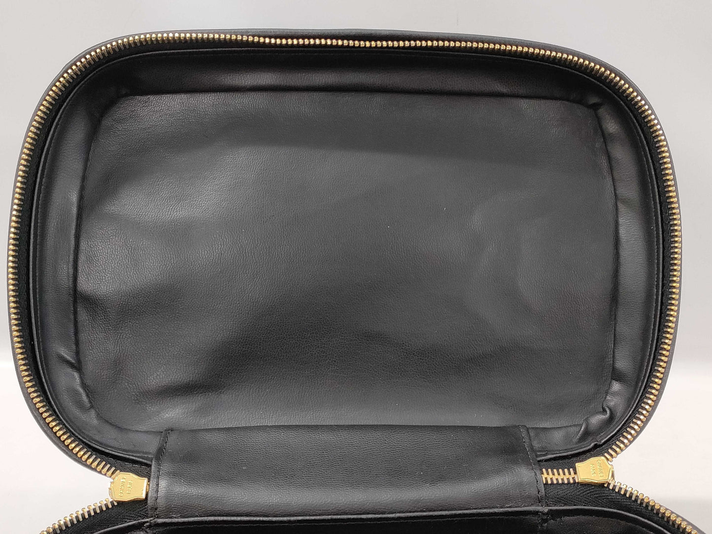 CHANEL Caviar Skin 2-Way Vanity Bag