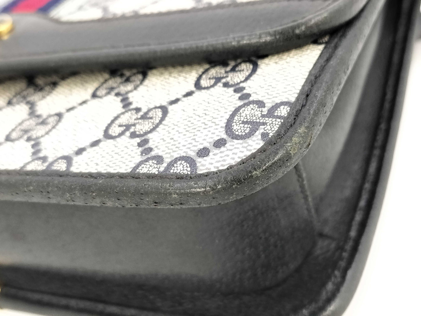 GUCCI shoulder bag