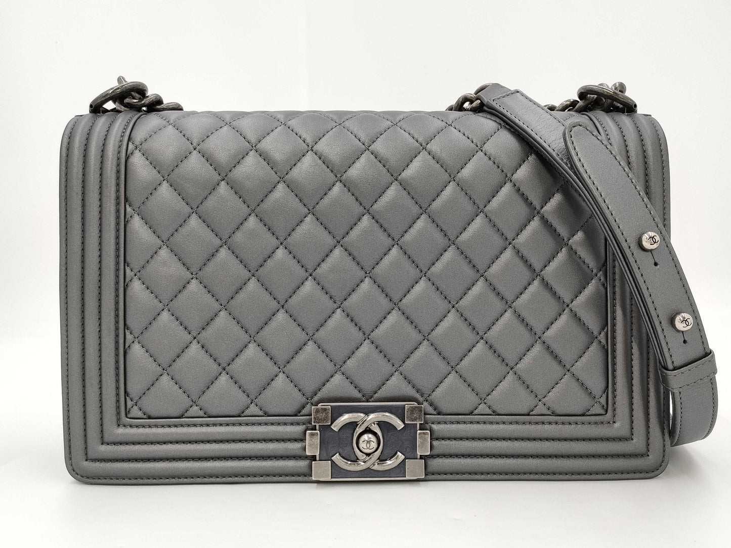CHANEL Boy Chanel Chain Shoulder Bag in Silver