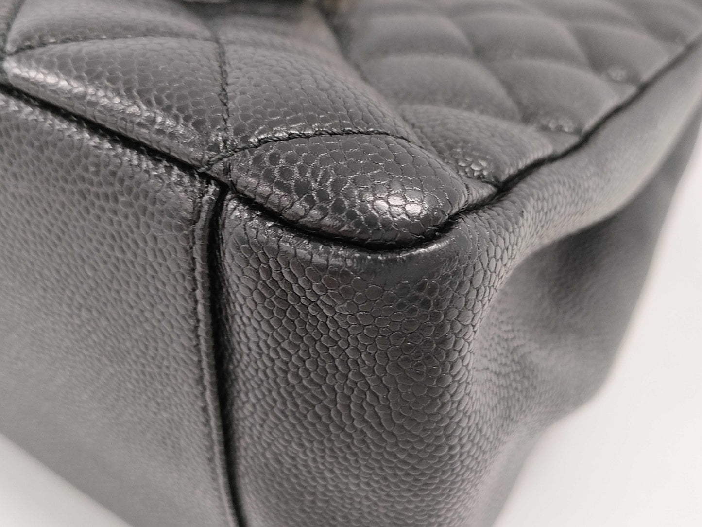 CHANEL CHANEL GST Matelasse Coco Mark Tote Bag A50995 Black with Gold Hardware and Caviar Leather 13228689 Tote Bag