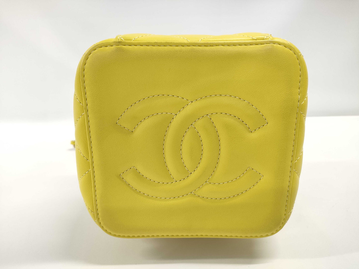 CHANEL CHANEL Vanity Chain Shoulder Bag in Yellow Calfskin with Gold Hardware, C61JNHAE Shoulder Bag