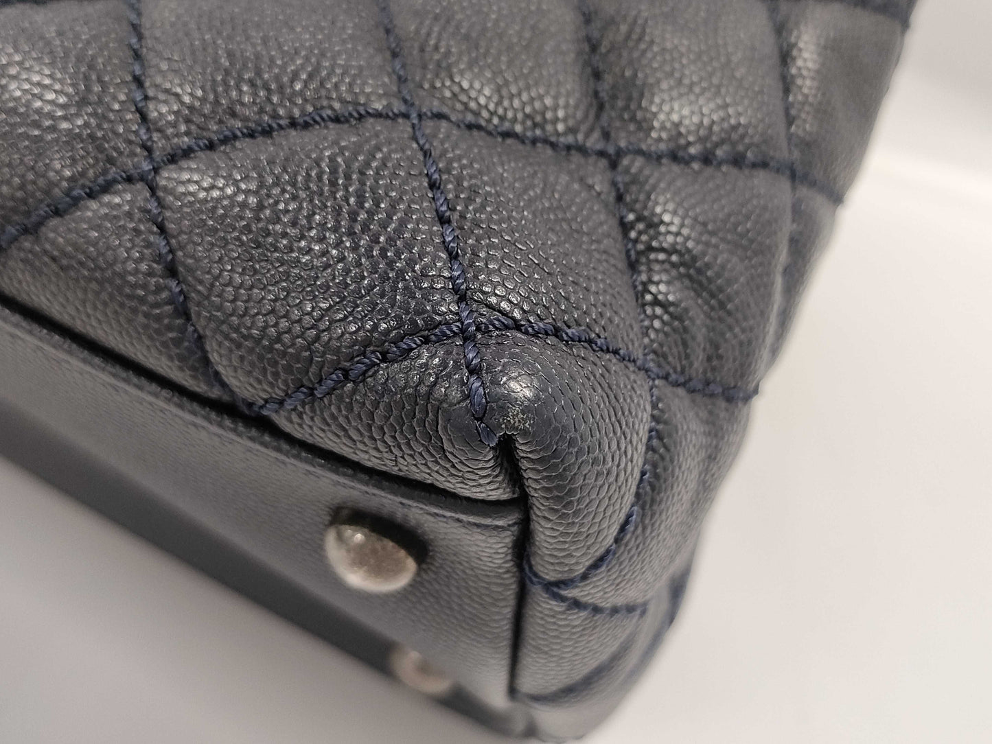 CHANEL CHANEL Coco Handle 29 2-way handbag/shoulder bag, navy blue with silver hardware and caviar leather, 21530063 handbag