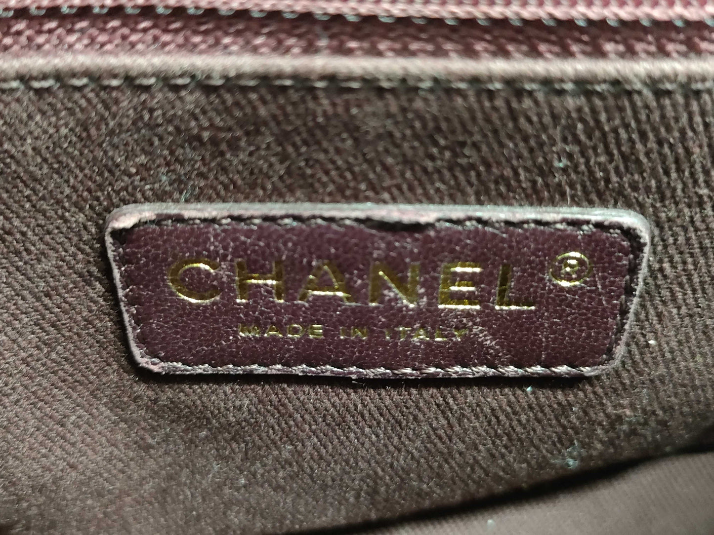 CHANEL CHANEL Matelasse Chain Shoulder Bag in Black with Gold Hardware and Enamel Calfskin Leather 21327349 Shoulder Bag