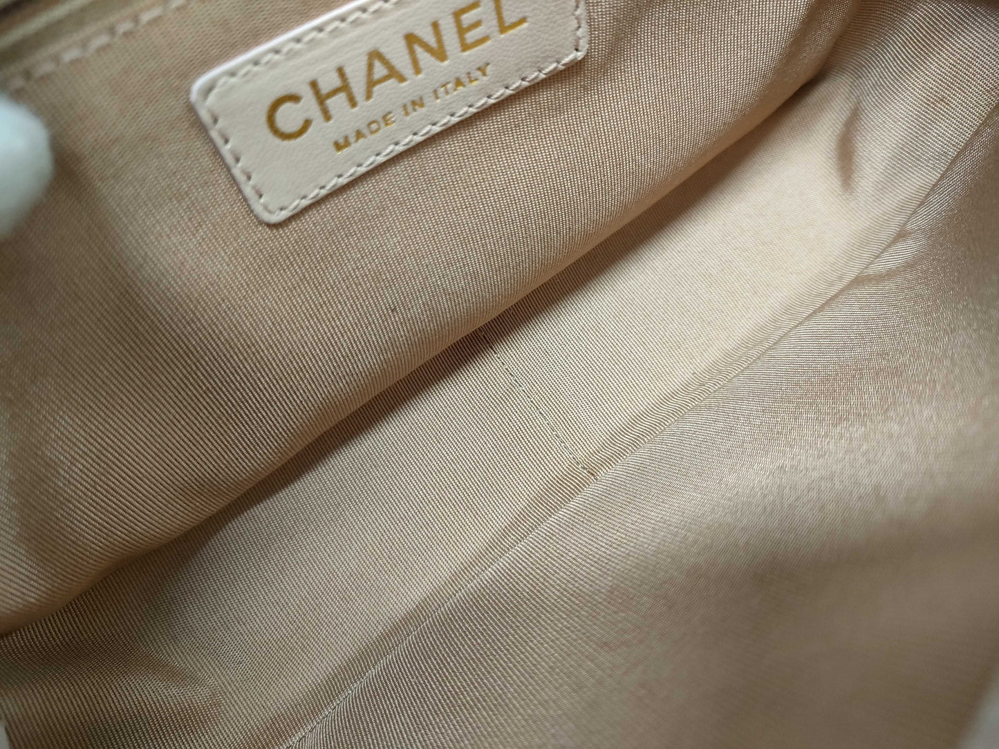 CHANEL Design Stitch Chain Shoulder Bag Pink Beige with Gold Hardware, Lambskin, 23078341 Shoulder Bag