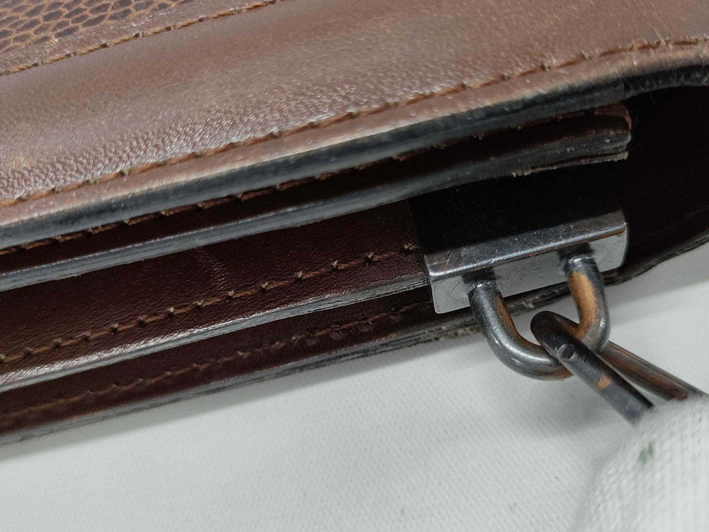 Yves Saint Laurent Brown Shoulder Bag