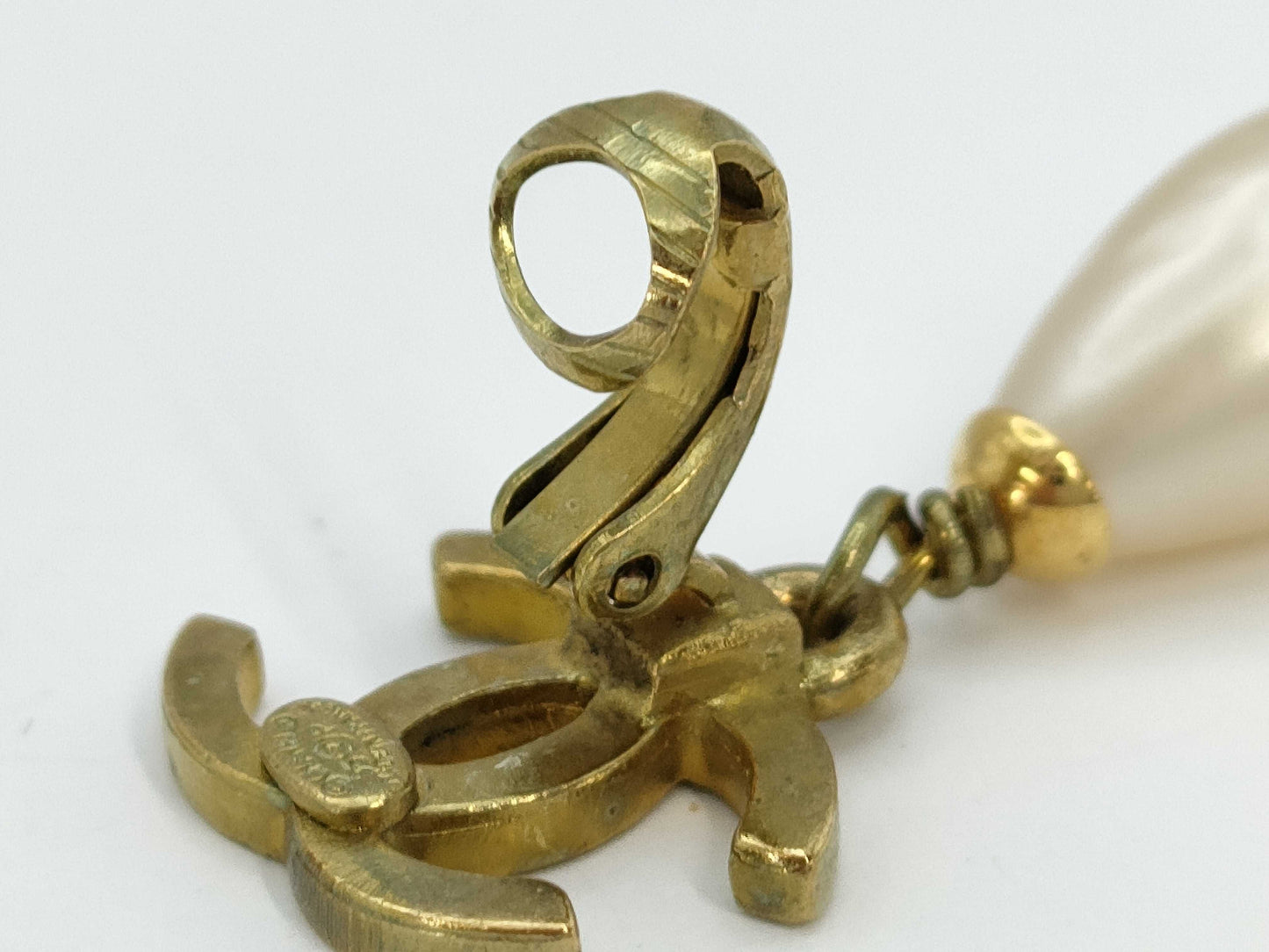 CHANEL Pearl Earrings