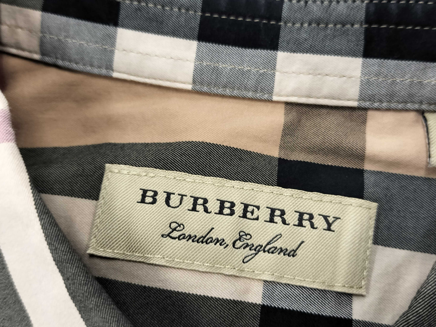 BURBERRY London England Check Pattern Long Sleeve Shirt Size M