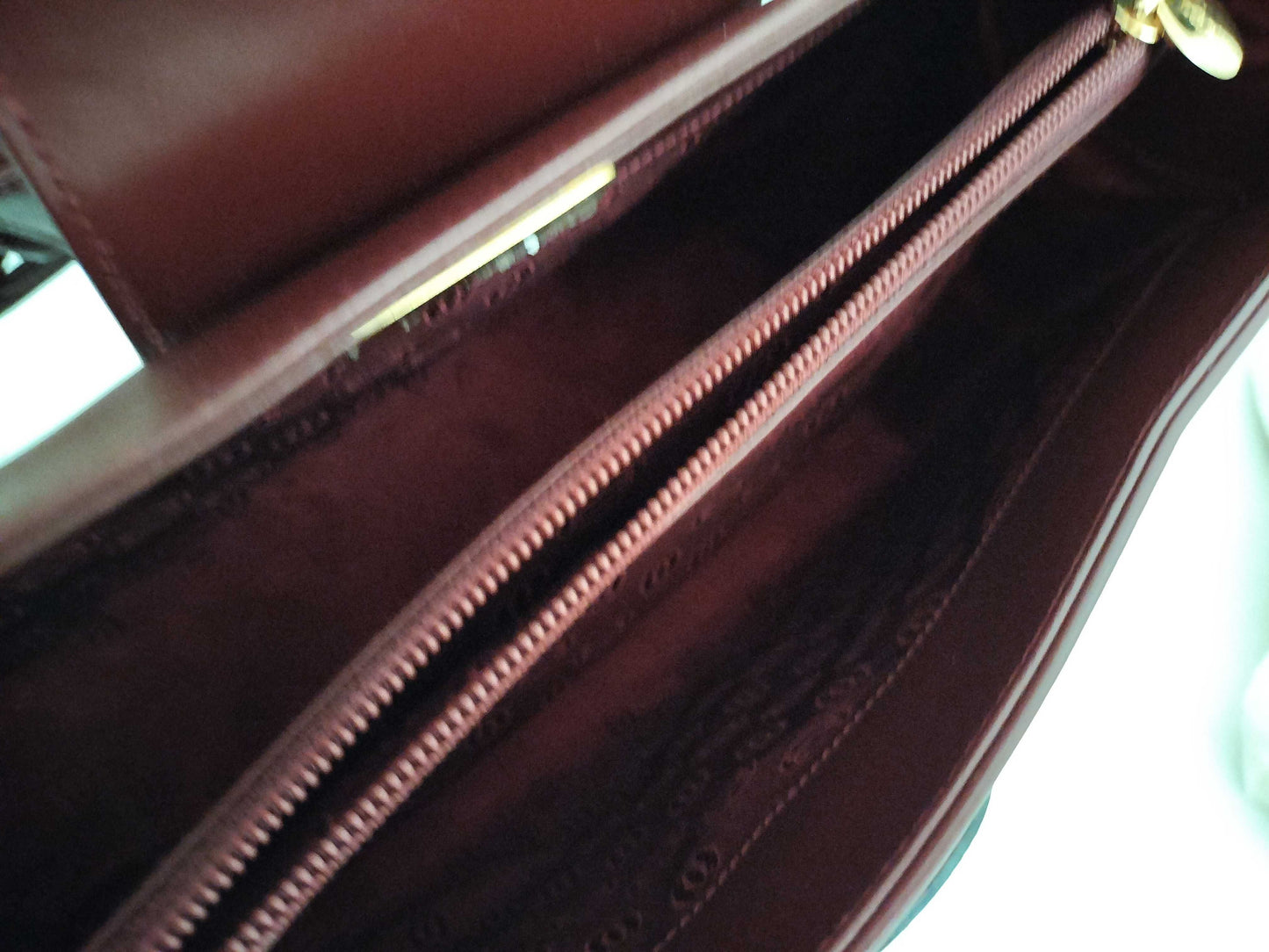 Cartier Must Must Line Turnlock Shoulder Bag Leather Bordeaux Shoulder Bag