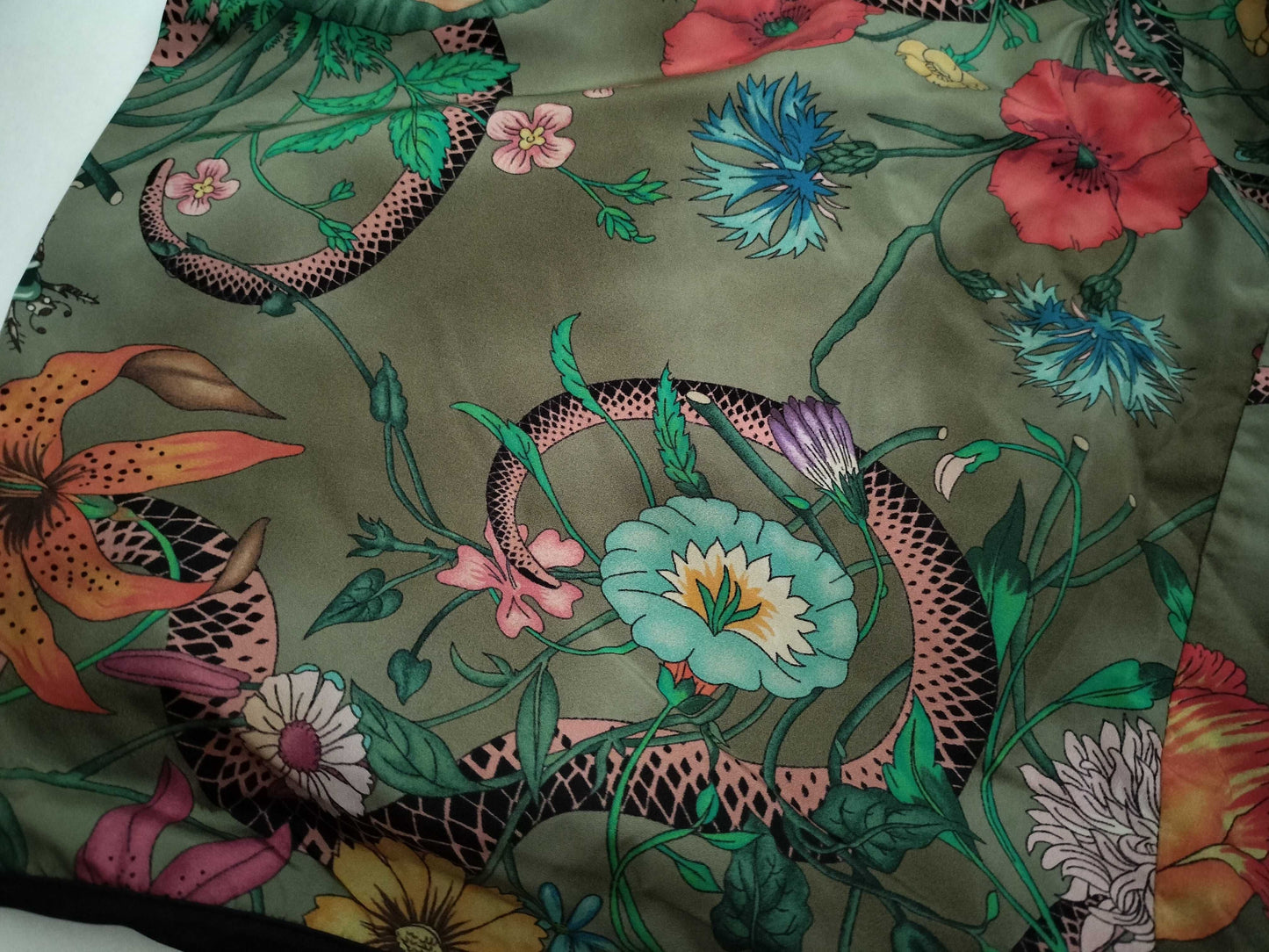 GUCCI GUCCI Nylon Floral Shorts Khaki 430782 Pants