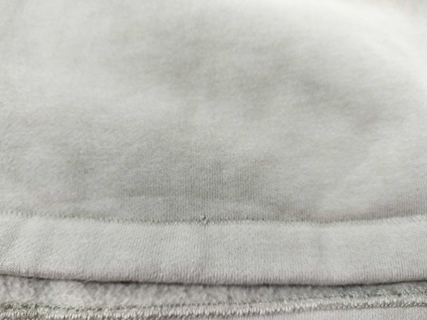 ESSENTIALS Sweatshirt Tops