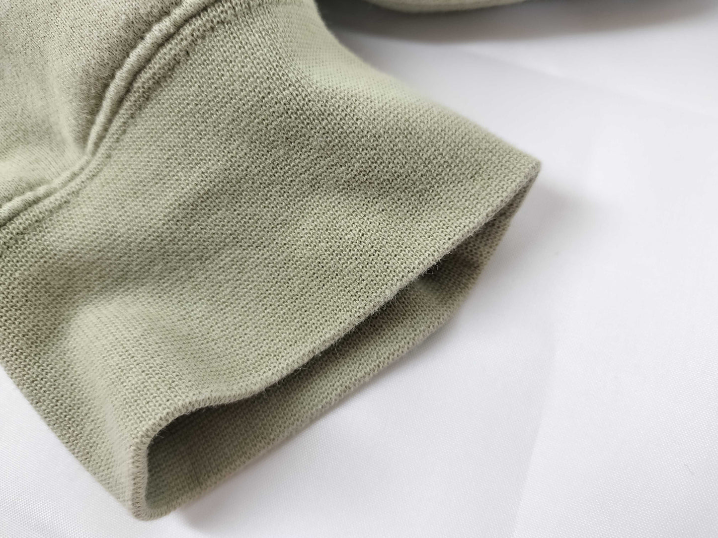 ESSENTIALS Sweatshirt Tops