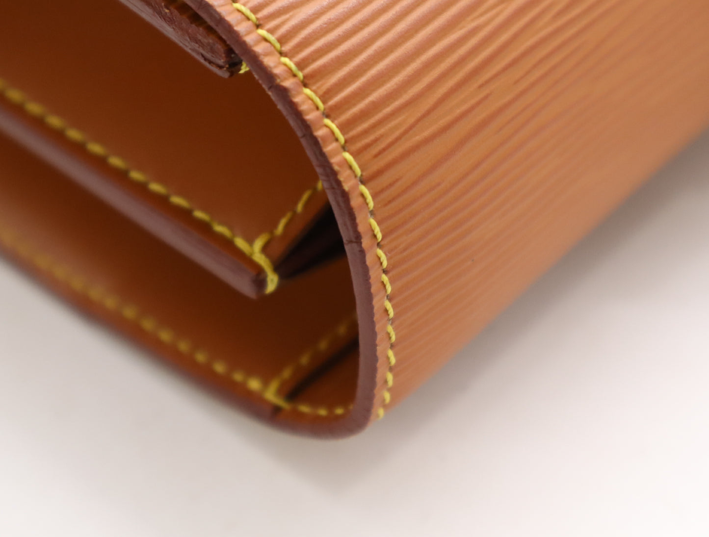LOUIS VUITTON M54418 EpiServiette Ambassador Zipang Gold Business Bag with 2 Keys