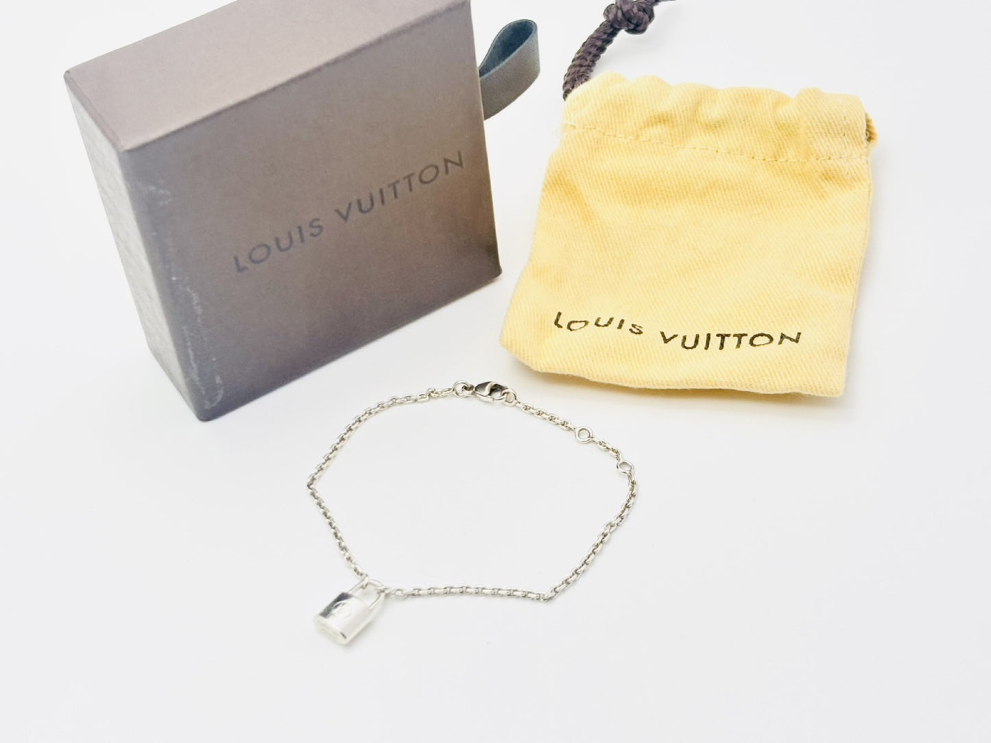 LOUIS VUITTON Q95450 Silver Lockit Bracelet, 925 Silver Bracelet/Bangle