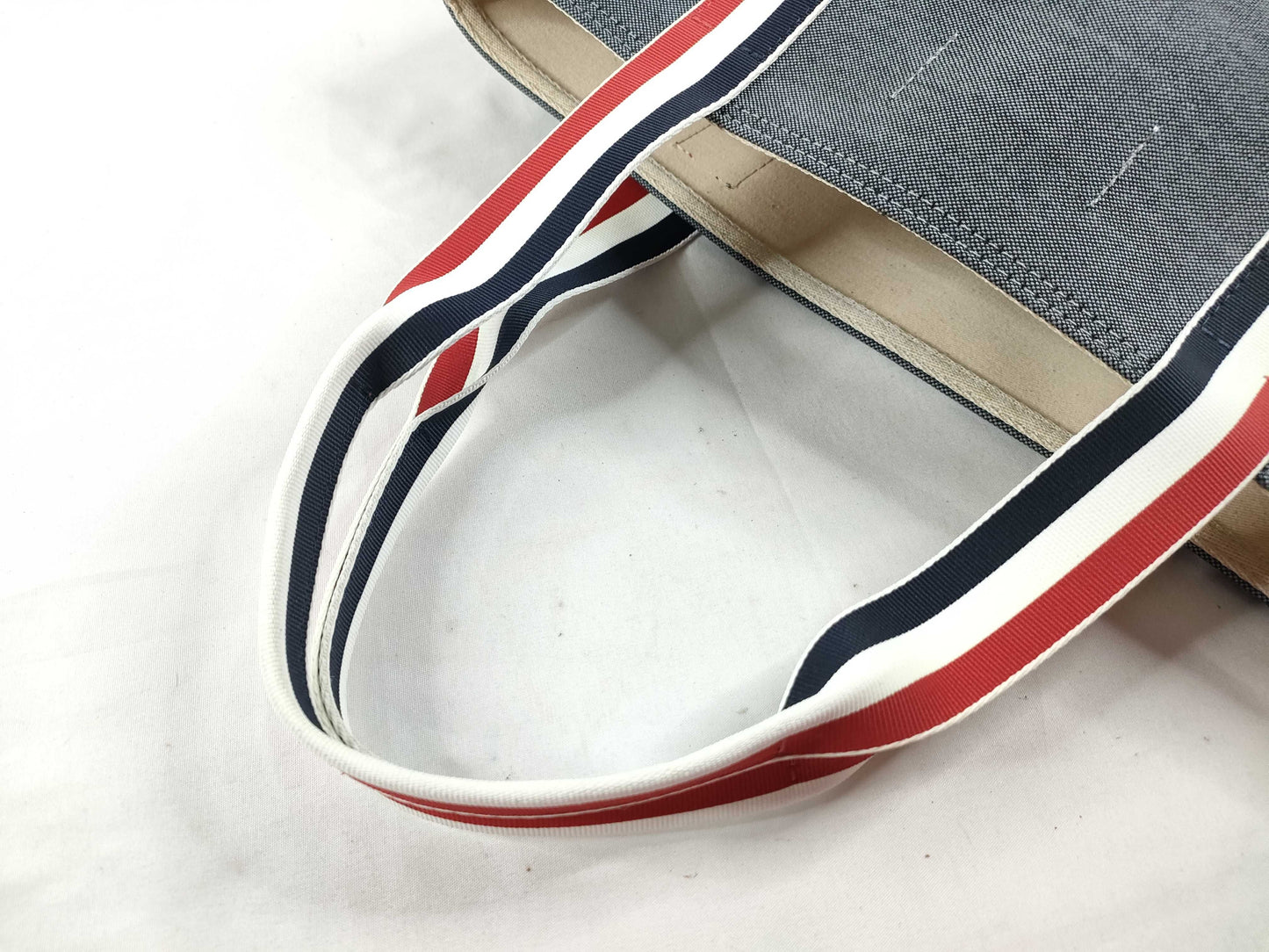 . Tote bag