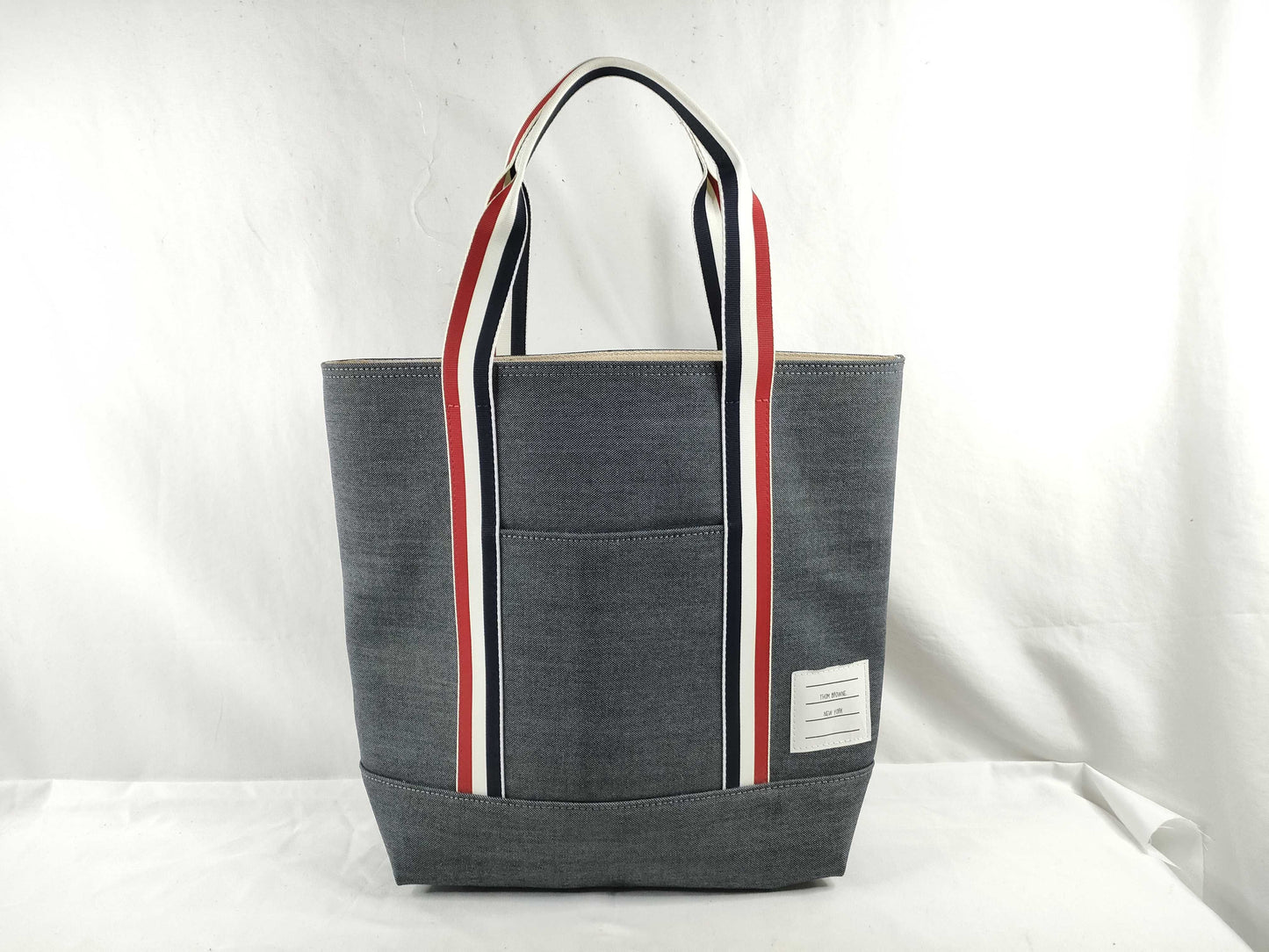 . Tote bag
