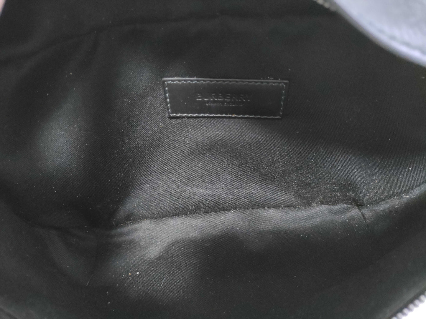 BURBERRY FR - buberry bum black leather bag waist bag