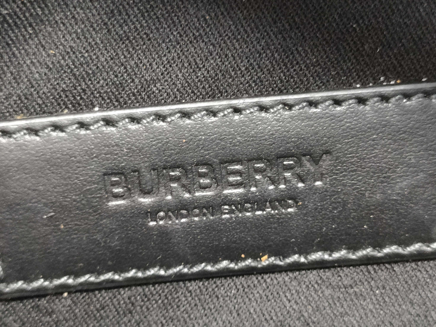 BURBERRY FR - buberry bum black leather bag waist bag