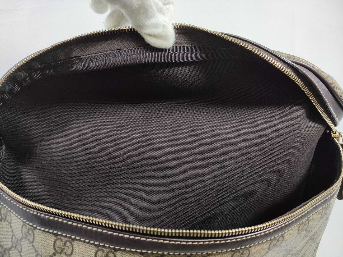 GUCCI GG Supreme Beige Body Bag PVC x Leather 211110 Waist Bag