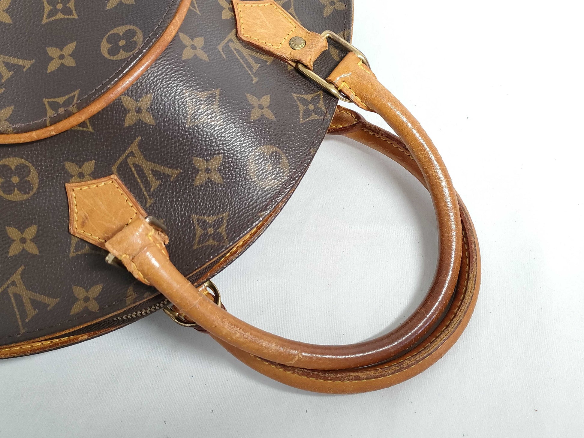 LOUIS VUITTON Monogram Ellipse MM M51126 Handbag