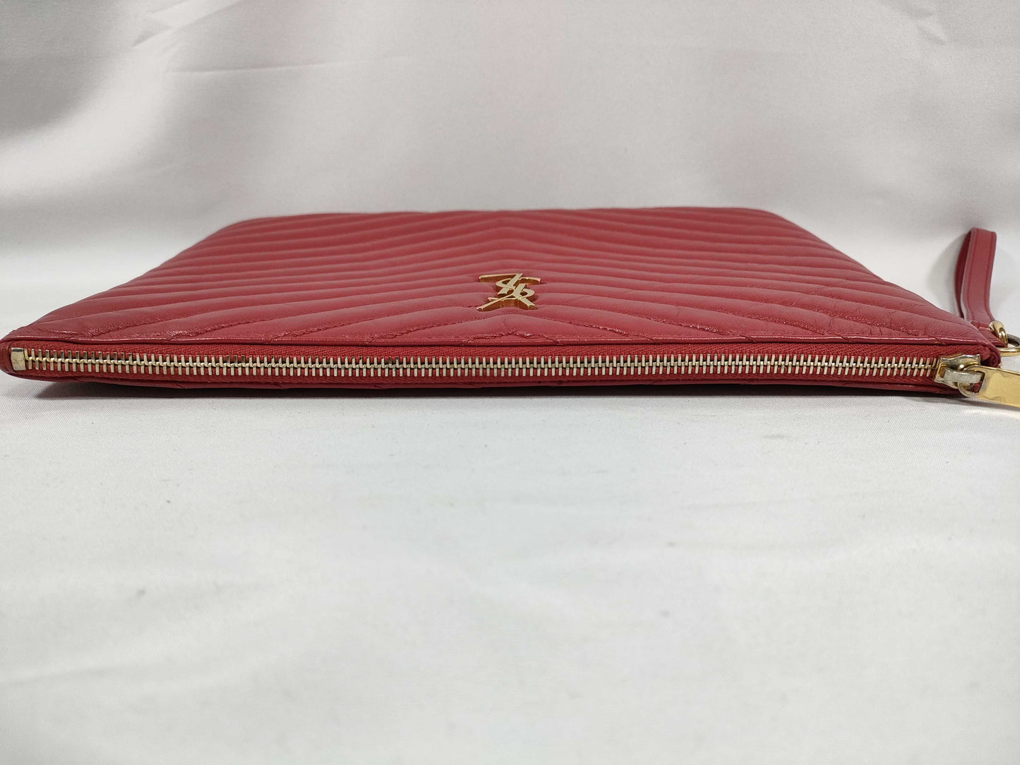 Yves Saint Laurent TR - Yves Saint Laurent Clutch Bag