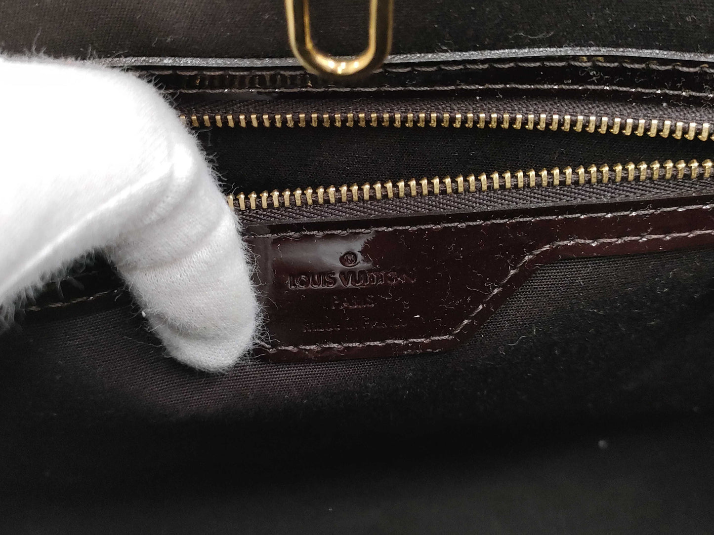 LOUIS VUITTON Vernis LV Vernis Avalon Tote Bag