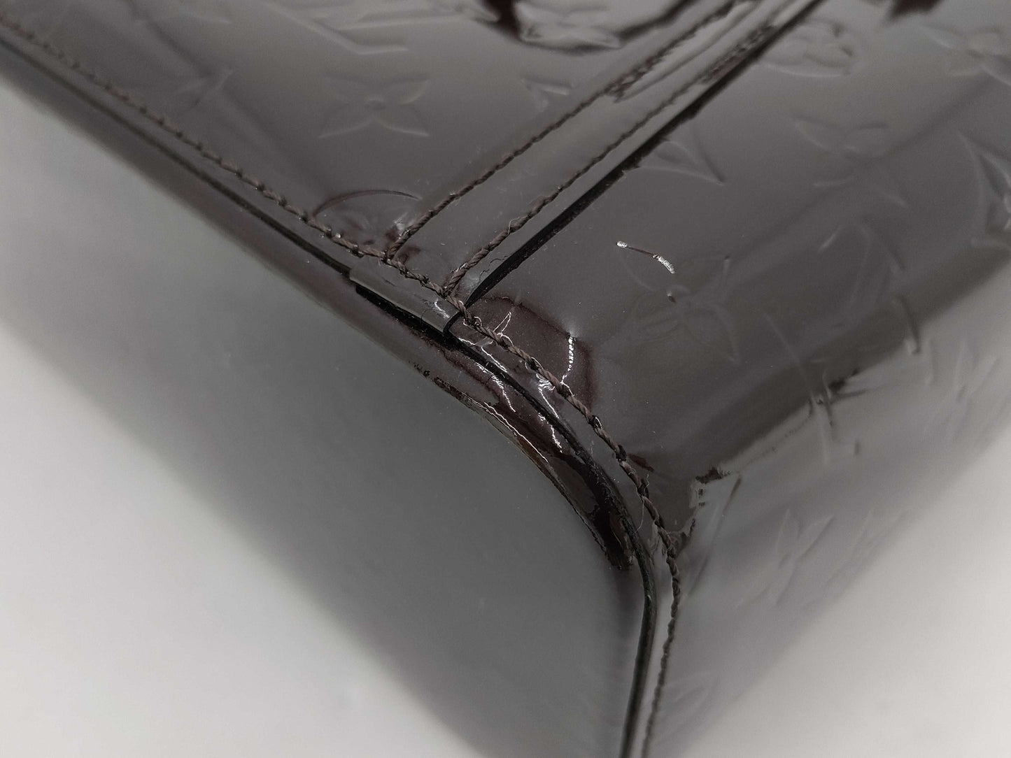 LOUIS VUITTON Vernis LV Vernis Avalon Tote Bag