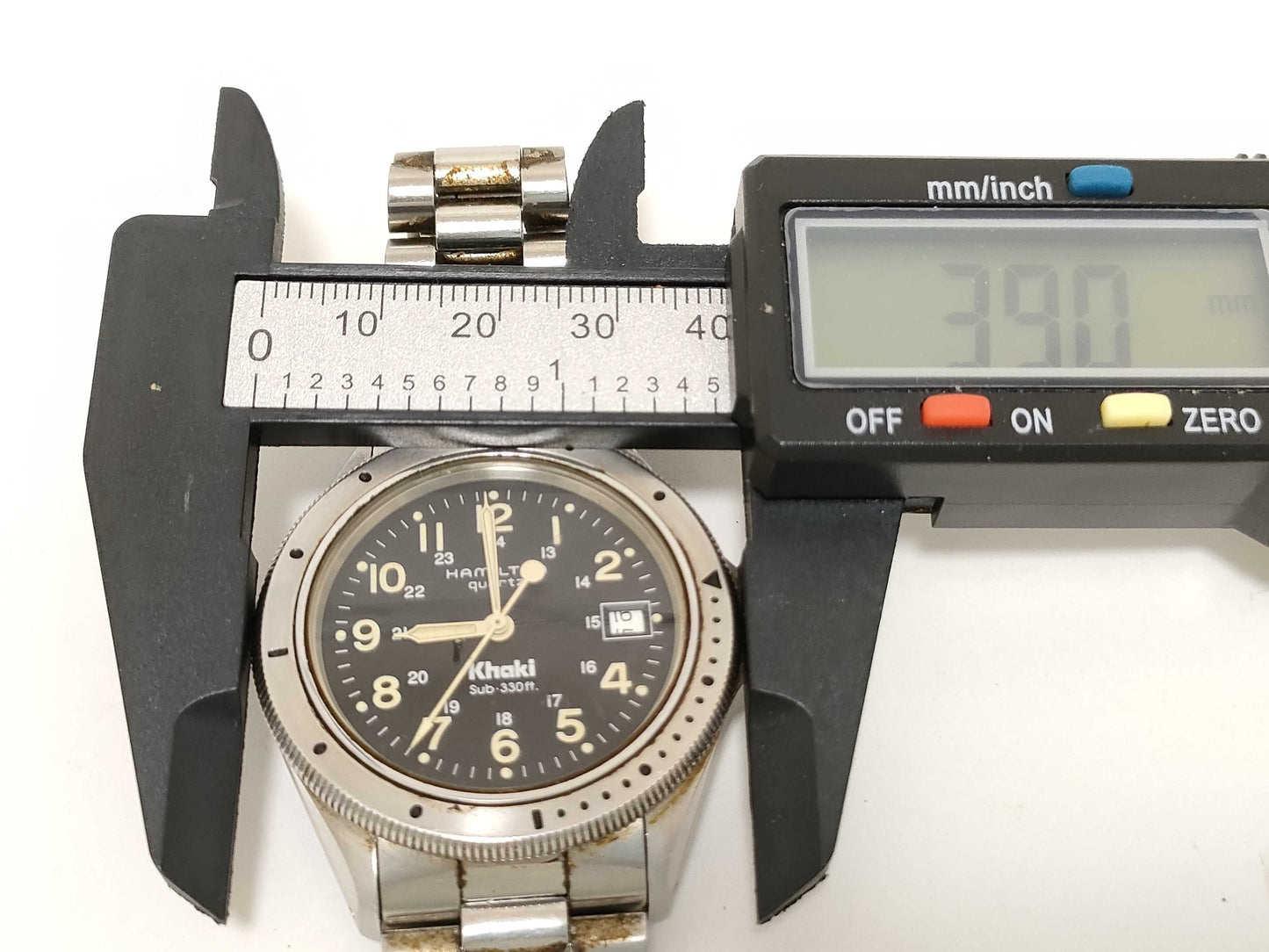 HAMILTON Khaki Sub 330 9859 SS/QZ Black Dial Men's Watch