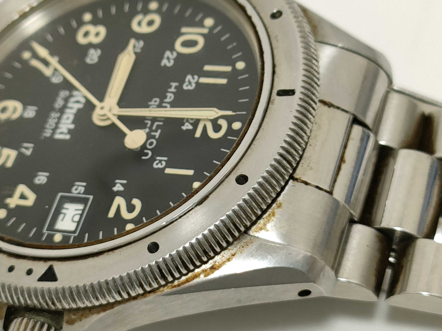 HAMILTON Khaki Sub 330 9859 SS/QZ Black Dial Men's Watch