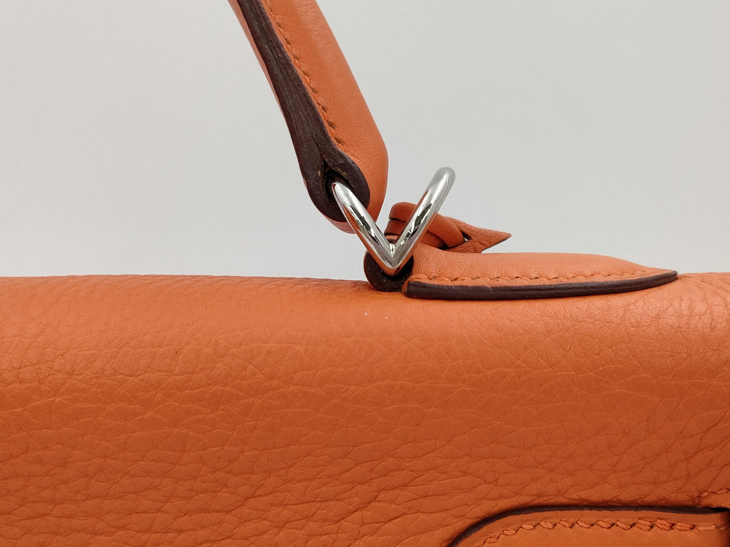 HERMES Kelly 32 Orange Silver Hardware H Stamp Handbag