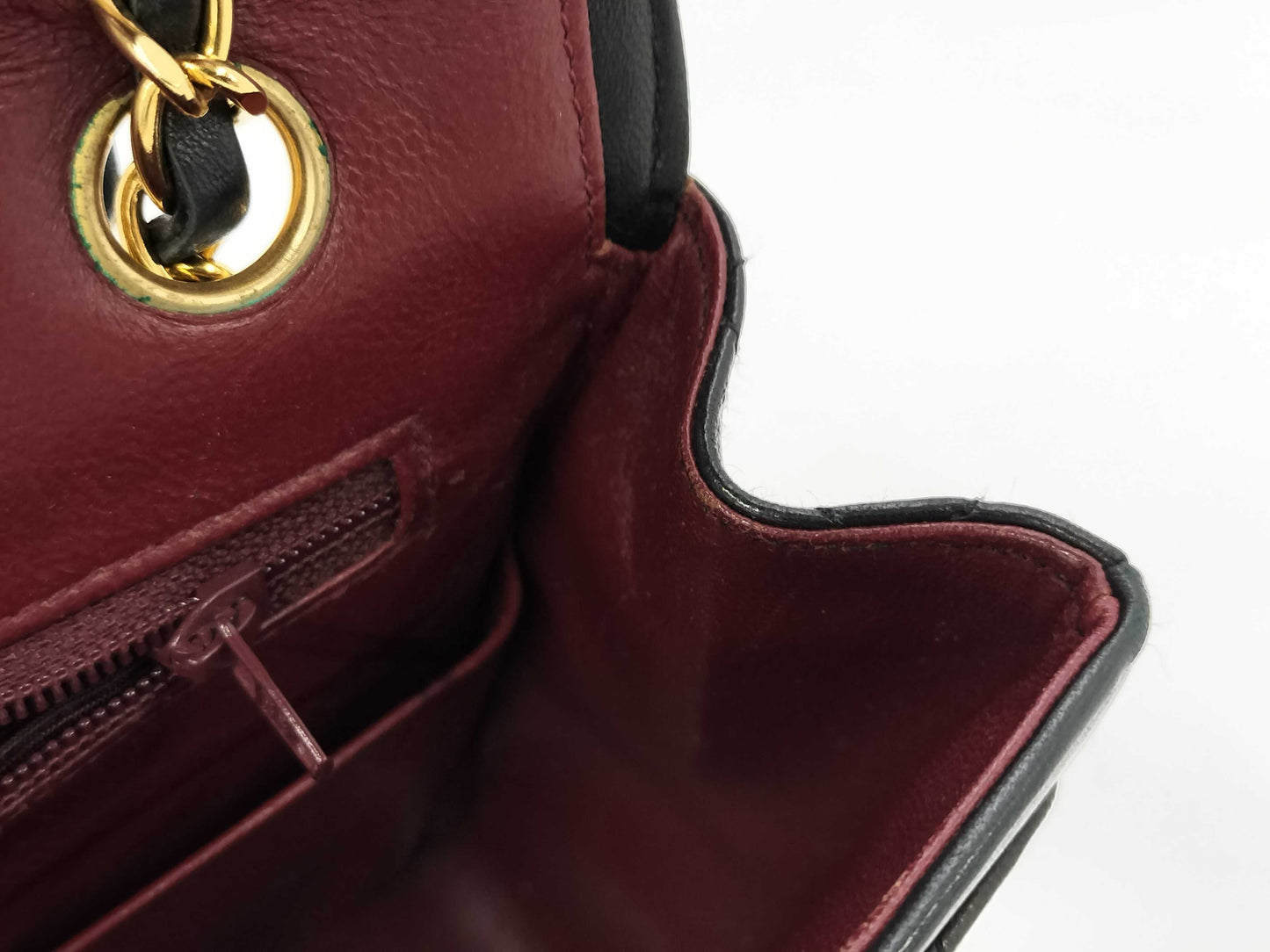 CHANEL Lambskin Matelasse Chain Shoulder Bag
