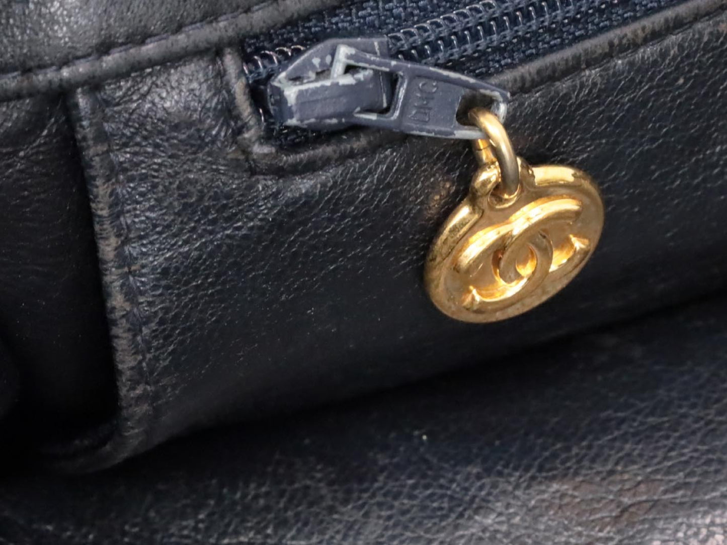 CHANEL Giant Chain Tote No. 3 Shoulder Bag