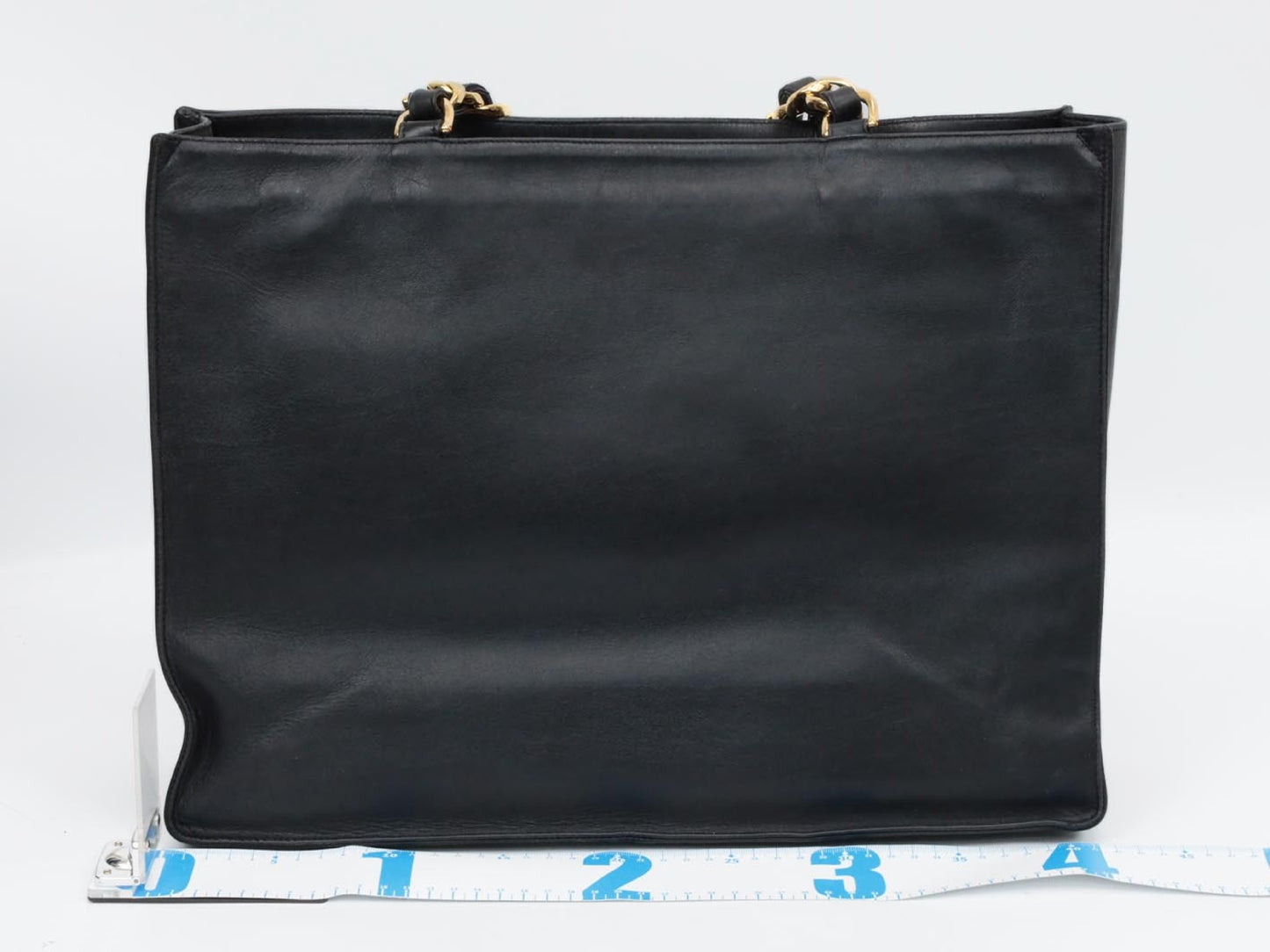 CHANEL Giant Chain Tote No. 3 Shoulder Bag