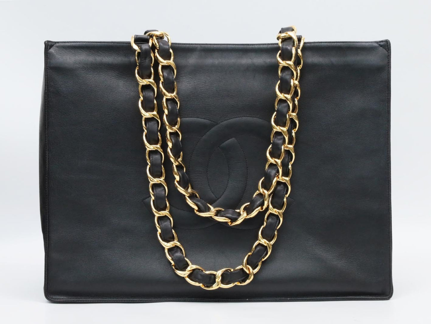CHANEL Giant Chain Tote No. 3 Shoulder Bag
