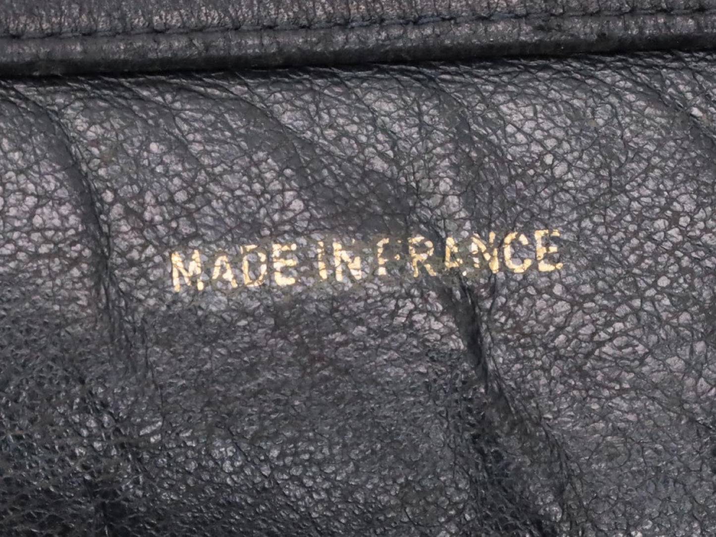 CHANEL Giant Chain Tote No. 3 Shoulder Bag