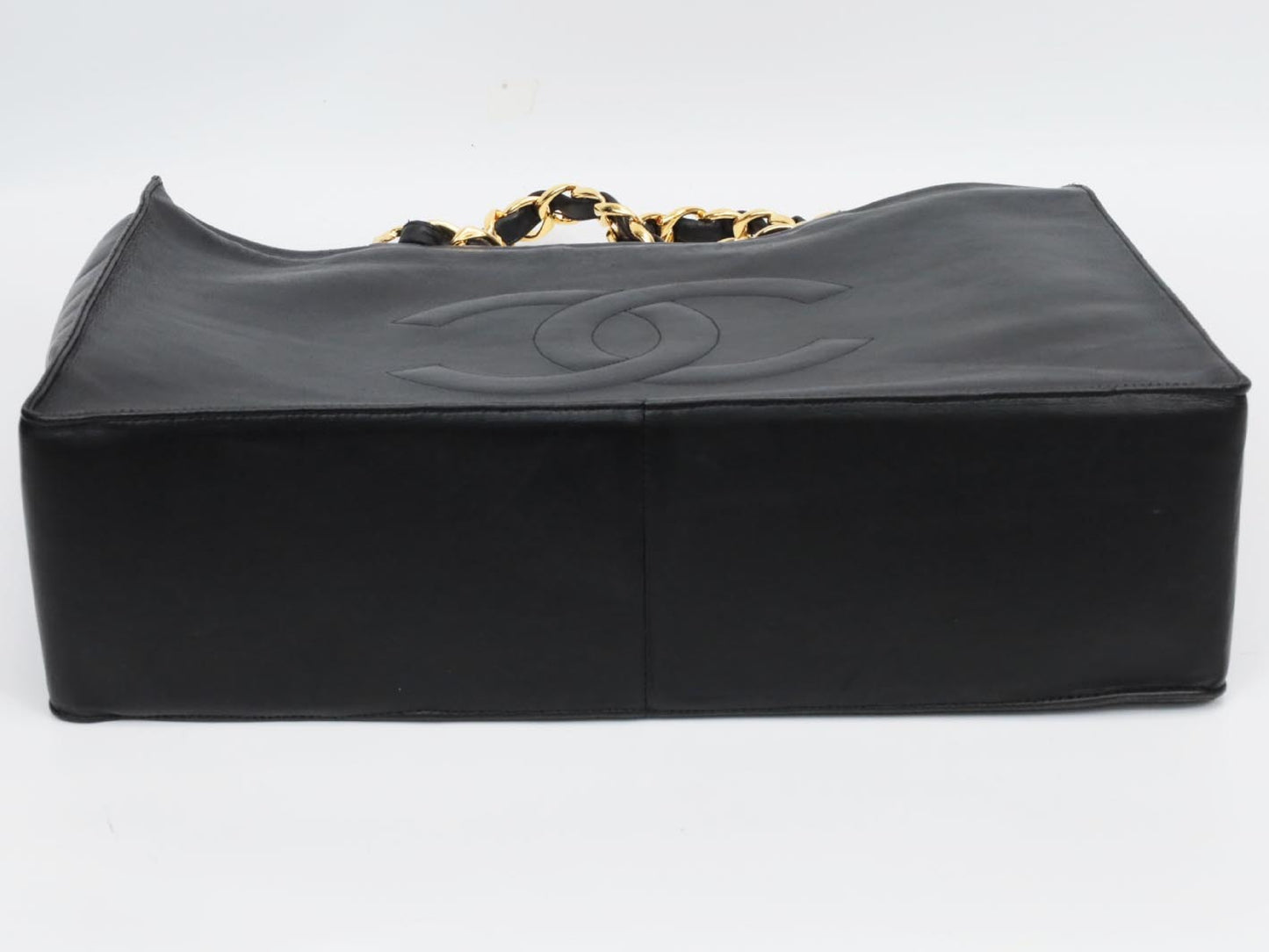 CHANEL Giant Chain Tote No. 3 Shoulder Bag