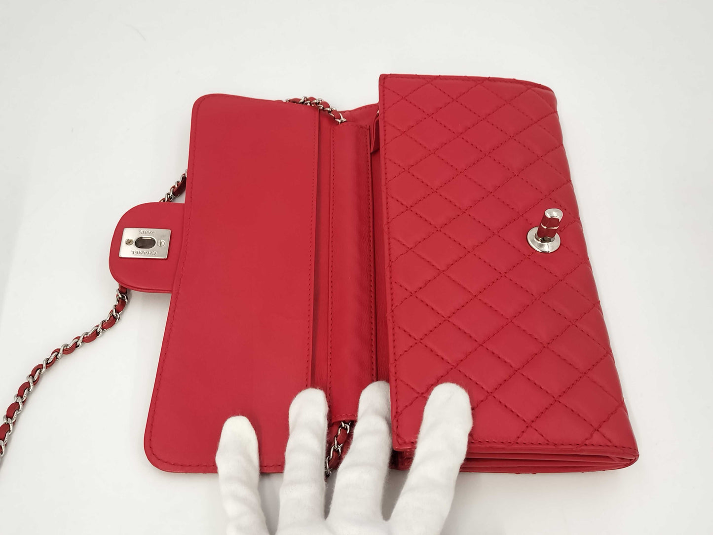 CHANEL Matelasse East West Lambskin Chain Wallet, Red, No. 14, Shoulder Bag